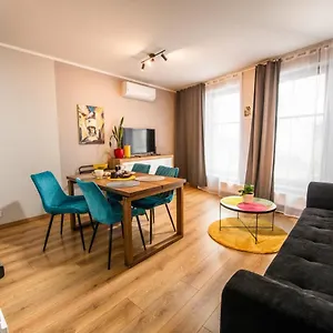 Apartment Miodowa 42 Z Miejscem Parkingowym, Krakow